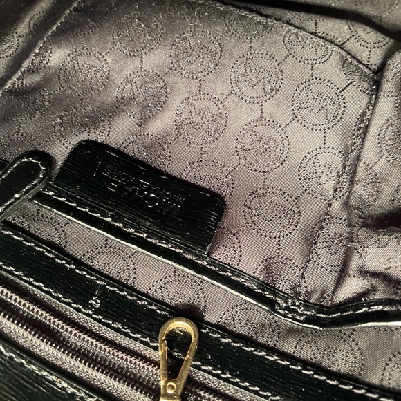 Small MK Shiny Leather Tote - Picture 4 of 8